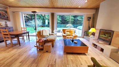 Maison - 152 m² - 7 pièces