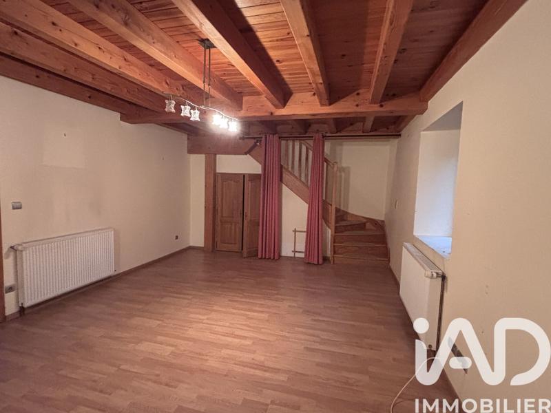 Maison - 212 m² - 4 pièces
