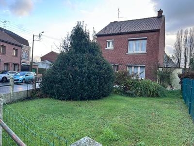 Maison - 96 m² - 5 pièces