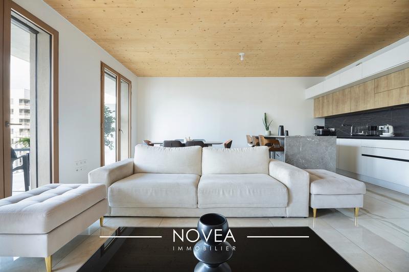 Appartement - 94 m² - 4 pièces