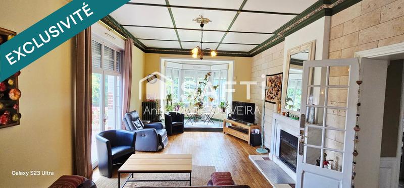 Maison - 280 m² - 10 pièces