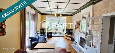 Maison - 280 m² - 10 pièces