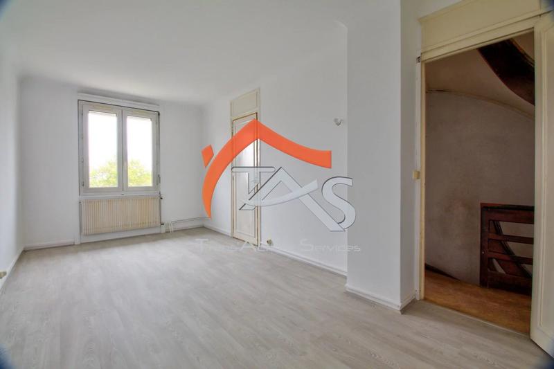Maison - 121 m² - 5 pièces