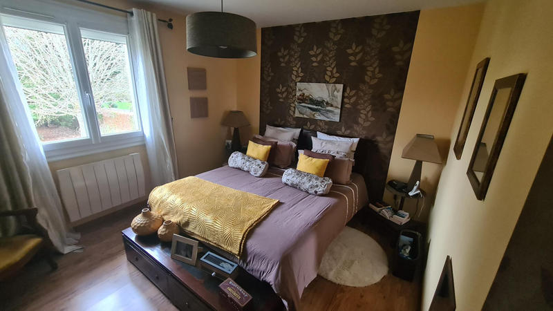 Maison - 202 m² - 7 pièces