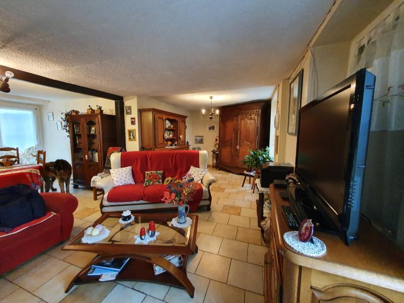 Maison - 102 m² - 5 pièces