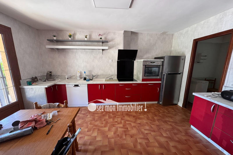 Maison - 200 m² - 8 pièces