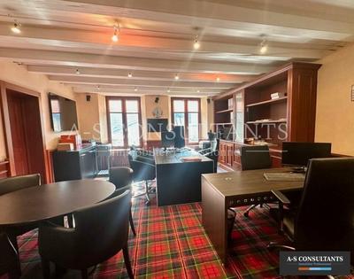 Bureau - 60 m² - 1 pièce