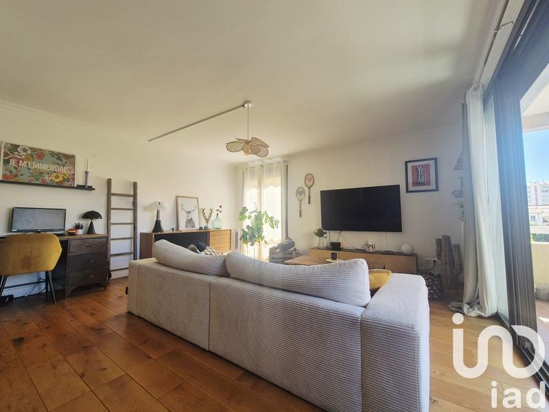 Appartement - 82 m² - 3 pièces