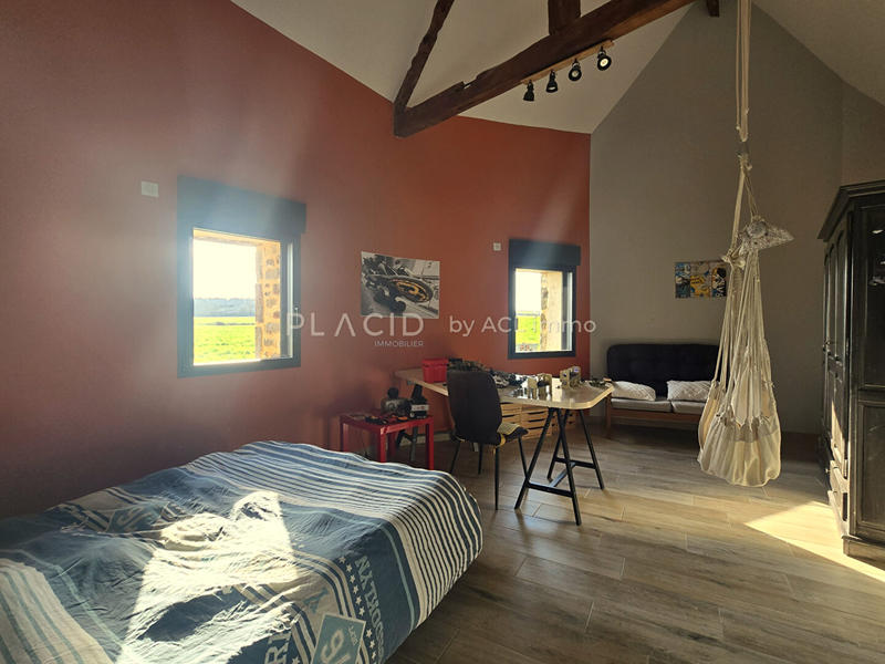 Maison - 181 m² - 6 pièces