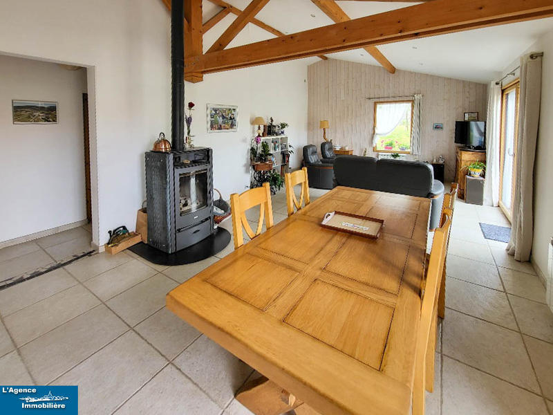 Maison - 127 m² - 5 pièces