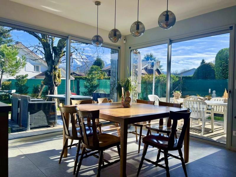 Villa - 137 m² - 6 pièces