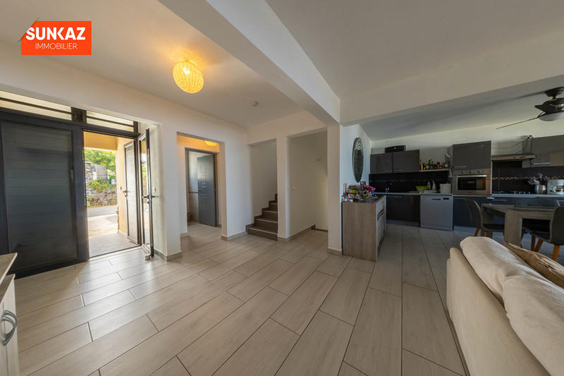 Maison - 123 m² - 4 pièces