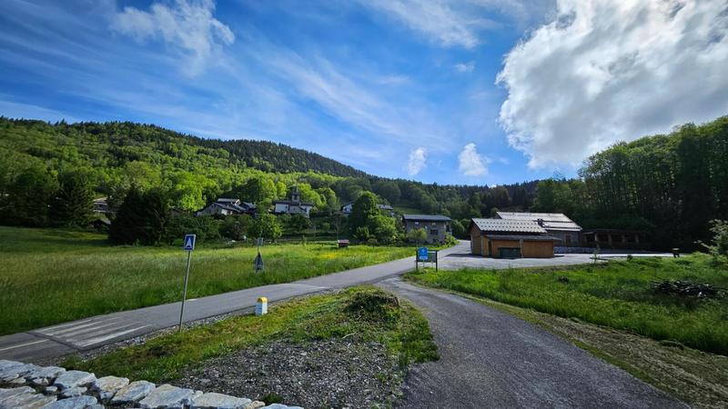 Grange - 159 m² - 2 pièces