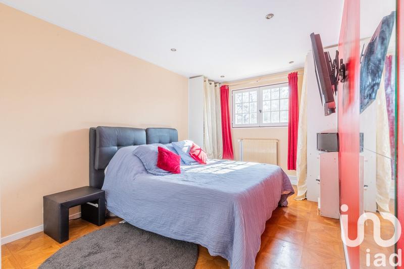 Maison - 183 m² - 5 pièces