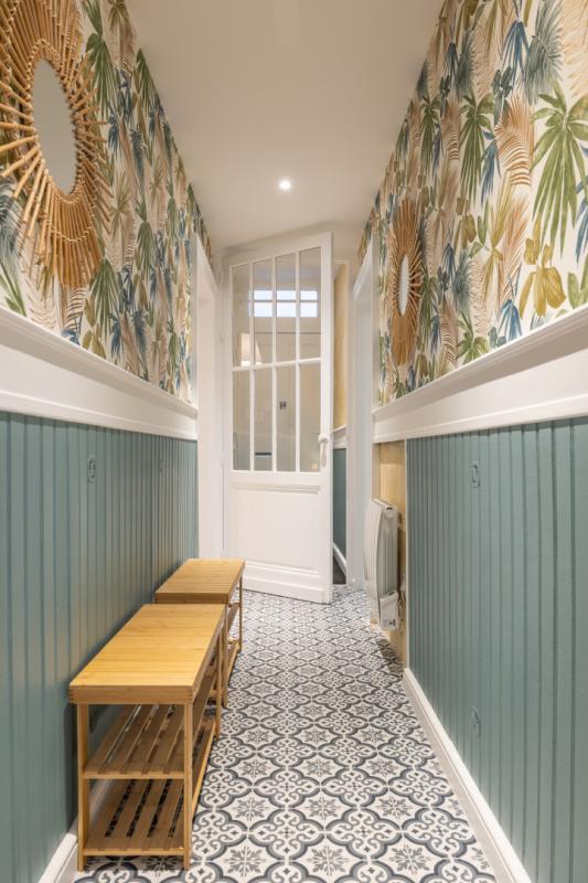 Maison - 241 m² - 12 pièces