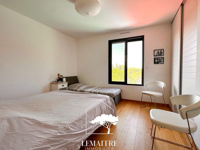 Maison - 163 m² - 5 pièces