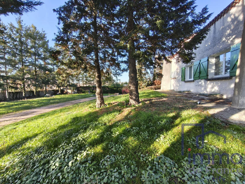 Villa - 210 m² - 8 pièces