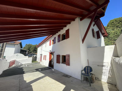 Maison - 110 m² - 4 pièces