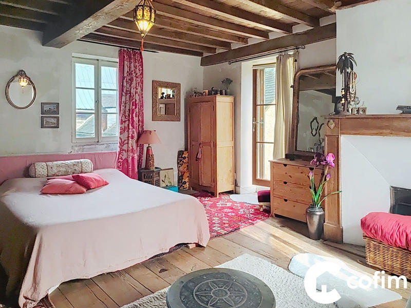 Maison ancienne - 150 m² - 4 pièces