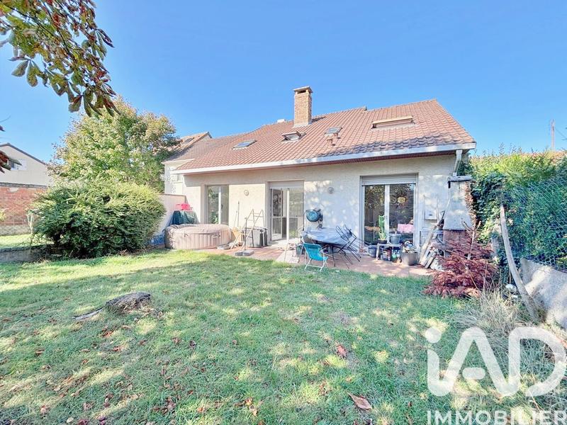 Maison - 125 m² - 5 pièces