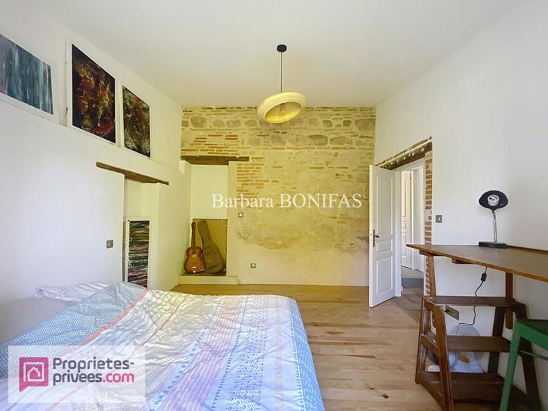 Maison - 202 m² - 6 pièces