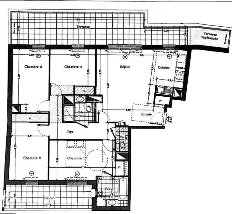Appartement - 96 m² - 5 pièces