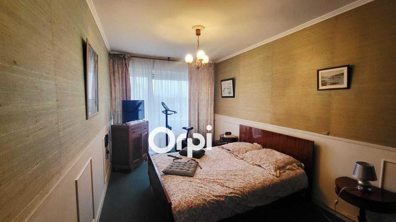 Appartement - 100 m² - 5 pièces