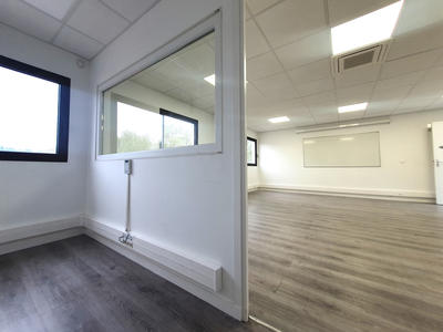 Bureau - 105 m²