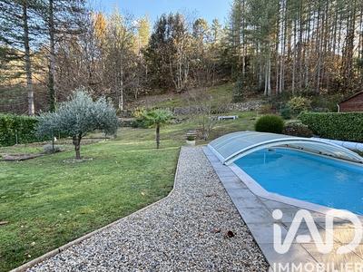 Maison - 97 m² - 4 pièces