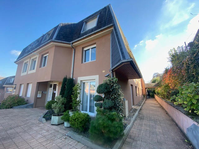 Appartement - 93 m² - 3 pièces