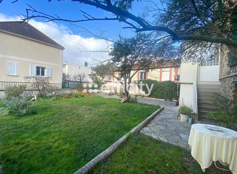 Maison - 127 m² - 5 pièces