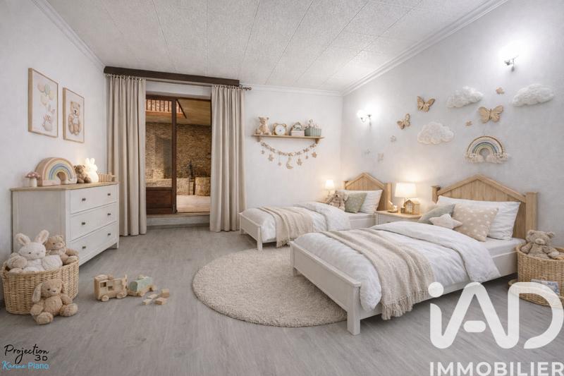 Maison - 181 m² - 8 pièces