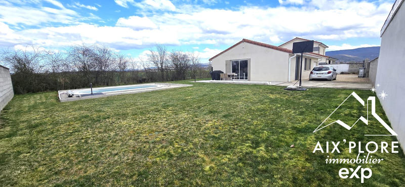 Maison - 90 m² - 4 pièces