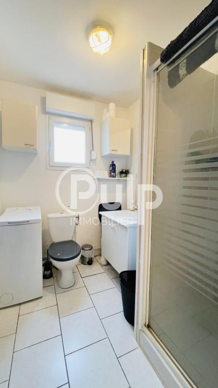 Immeuble - 143 m² - 10 pièces