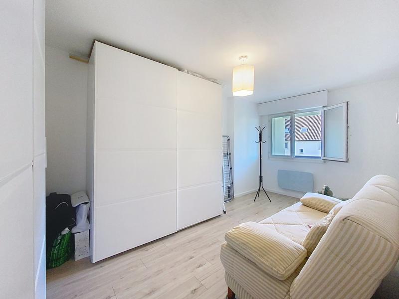 Appartement - 82 m² - 3 pièces