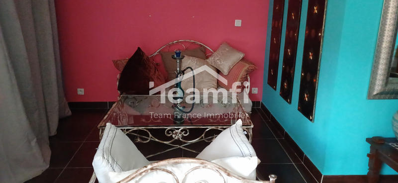 Fonds de commerce - 1 212 m²