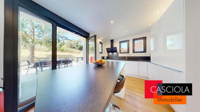 Maison - 170 m² - 6 pièces