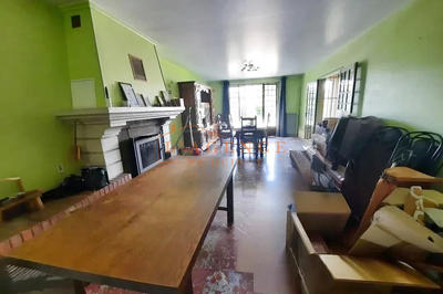 Maison - 181 m² - 6 pièces