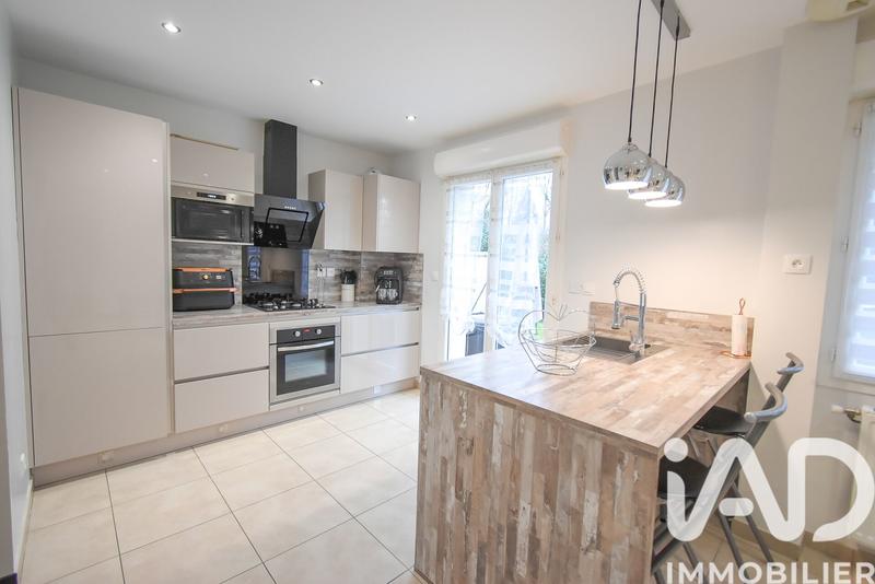 Maison - 100 m² - 6 pièces