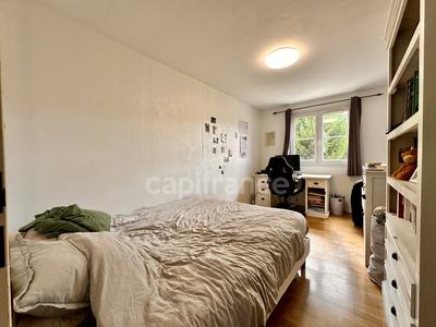 Maison - 121 m² - 6 pièces