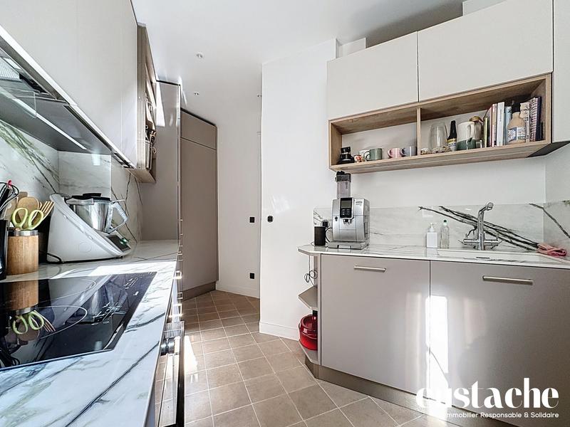 Appartement - 97 m² - 5 pièces