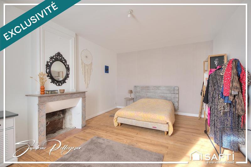 Maison - 270 m² - 9 pièces