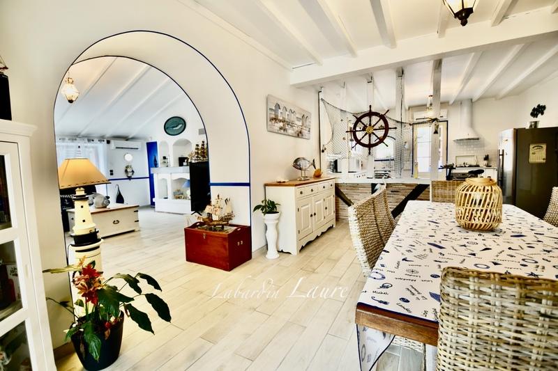 Maison - 155 m² - 6 pièces