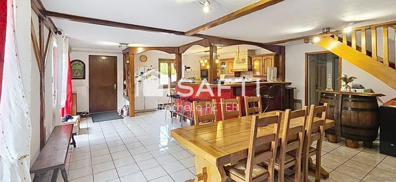 Maison - 243 m² - 14 pièces