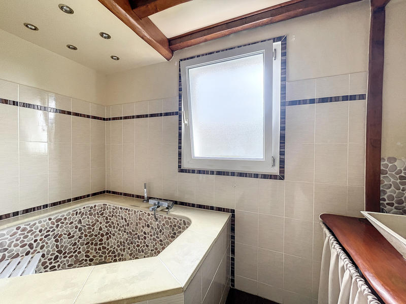 Maison - 135 m² - 5 pièces