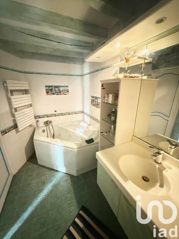 Maison - 445 m² - 15 pièces