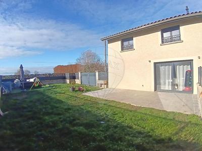 Maison - 66 m² - 3 pièces