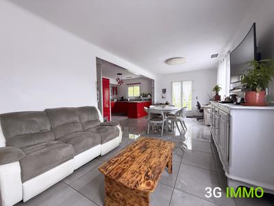 Maison - 85 m² - 5 pièces