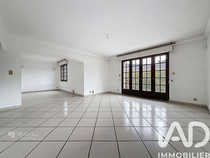 Maison - 182 m² - 6 pièces