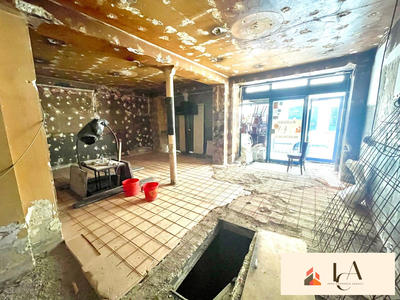 Local commercial - 93 m²